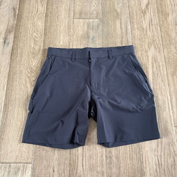 Men’s Fabletics Navy “THE ONLY”  Shorts 33 - Picture 1 of 6